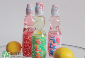 彈珠汽水怎么開？彈珠汽水怎么開不會噴？