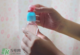 彈珠汽水怎么開？彈珠汽水怎么開不會噴？