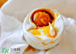 咸鴨蛋煮多久能熟？咸鴨蛋是煮還是蒸?