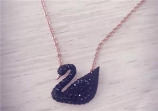 施華洛世奇黑天鵝怎么看真假？施華洛世奇黑天鵝真假辨別