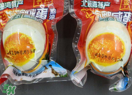 真空包裝的咸鴨蛋是熟的嗎？可以直接吃嗎？