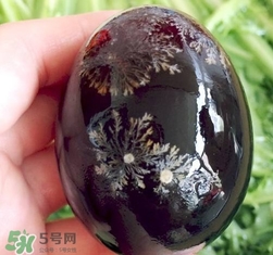 松花蛋是什么蛋？松花蛋是雞蛋還是鴨蛋？