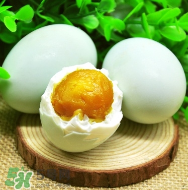 端午節(jié)為什么要吃綠豆糕？端午節(jié)為什么要吃鴨蛋？