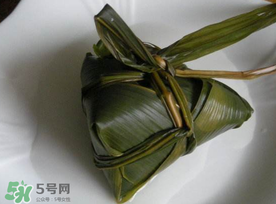 包粽子一斤米放多少鹽？包粽子的米要放鹽嗎？