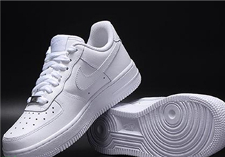 nike空軍一號(hào)怎么辨別真假？耐克空軍一號(hào)板鞋真假對(duì)比