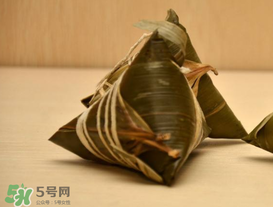 一個(gè)粽子多少克？一個(gè)粽子多重？
