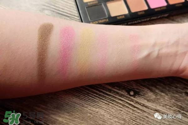 huda beauty眼影多少錢(qián)？huda beauty眼影專(zhuān)柜價(jià)格