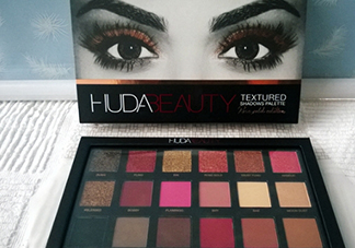 huda beauty眼影怎么畫？huda beauty眼影盤教程