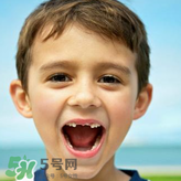兒童換牙可以吃鈣片嗎?兒童換牙吃什么好？