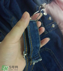 背帶褲的扣子怎么裝？背帶褲扣子安裝步驟圖