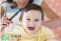 夏天寶寶能剃光頭嗎？夏天寶寶剃光頭好嗎？