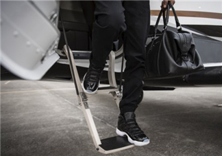 air jordan 11上腳怎么樣？aj11代球鞋測評