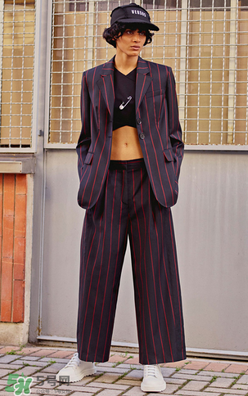 versus versace2018早春度假系列衣服款式有哪些_好看嗎？