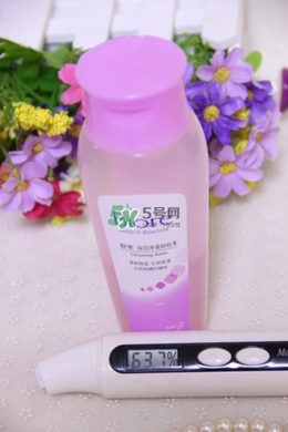 碧柔卸妝水和卸妝乳哪個好？碧柔卸妝水和卸妝乳選擇