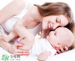 寶寶指甲上有白點(diǎn)是怎么回事？寶寶指甲上有白點(diǎn)正常嗎？