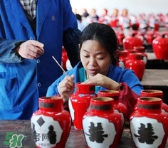 花雕酒是什么做的？花雕酒用什么做的