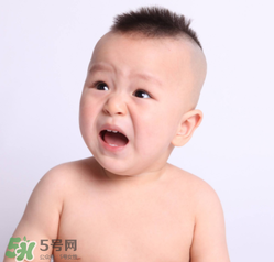 嬰兒吃藥嗆到了怎么辦？怎么喂藥才不會嗆到寶寶？