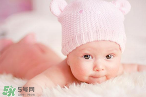 夏季寶寶體溫多少正常？夏季寶寶體溫會偏高嗎？