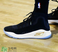 under armour curry4黑金怎么樣？庫(kù)里總決賽戰(zhàn)靴客場(chǎng)配色諜照曝光