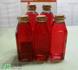泡楊梅酒要放多少糖？泡楊梅酒放多少冰糖？