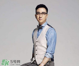 王自健離婚了嗎？王自健老婆黃雅靜個(gè)人資料