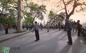 7月份去杭州穿什么？七月份去杭州穿什么衣服