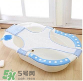 嬰兒浴盆什么樣子的好？嬰兒浴盆常見款式介紹