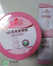 爽身粉可以擦臉上嗎？臉上可不可以涂爽身粉？