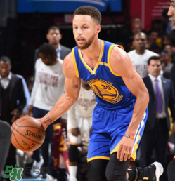 under armour curry4 low什么樣？庫(kù)里第四代總決賽戰(zhàn)靴低幫版諜照