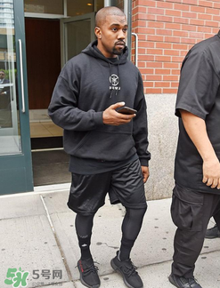 adidas yeezy 350 v2反轉(zhuǎn)奧利奧配色諜照曝光好看嗎？