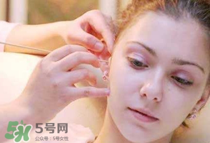 為什么掏耳朵會咳嗽？掏耳朵咳嗽是什么原因