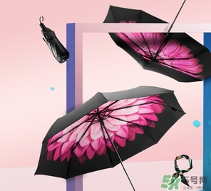 蕉下太陽傘怎么收？蕉下小黑傘太陽傘怎么打開？