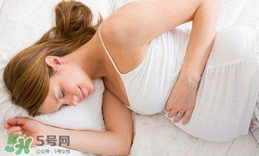 孕婦能用爽身粉嗎？孕婦能用爽身粉擦腳嗎？