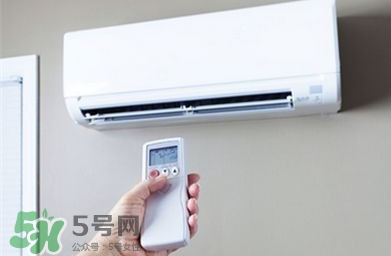 吹空調(diào)為什么要放盆水？吹空調(diào)為什么會喉嚨痛