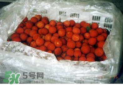 荔枝泡福爾馬林保鮮？如何鑒別用福爾馬林泡過(guò)的荔枝