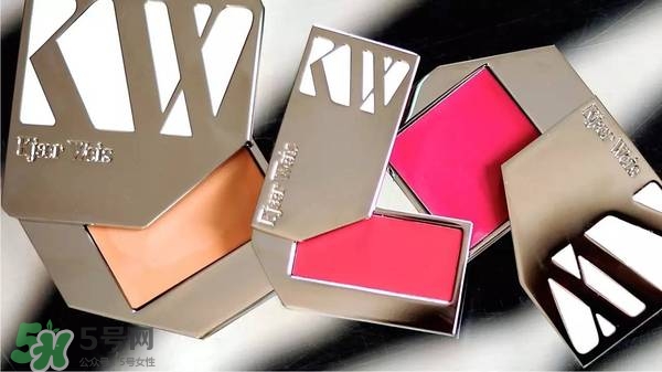 Kjaer Weis口紅怎么樣？Kjaer Weis口紅色號(hào)試色