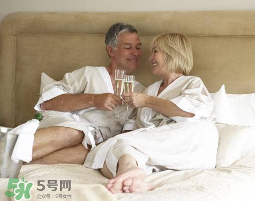 絕經(jīng)后還有性需求嗎？絕經(jīng)后性生活會懷孕嗎？