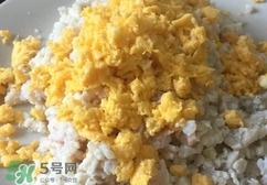 賽螃蟹什么味道？怎么用雞蛋做賽螃蟹