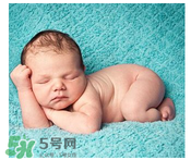 早產(chǎn)兒奶粉吃到什么時候？早產(chǎn)兒奶粉吃多久？
