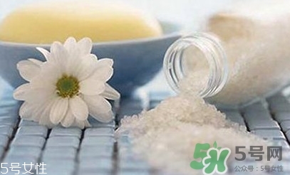 食鹽中的亞鐵氰化鉀是什么東西？亞鐵氰化鉀對(duì)身體有害嗎