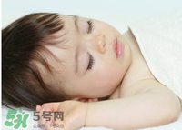 寶寶睡覺打鼾怎么回事？寶寶睡覺打鼾正常嗎？