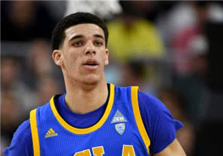 lonzo ball球哥2017湖人戰(zhàn)靴簽名球鞋多少錢？