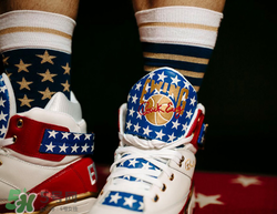 ewing 33 hi 4th of july獨(dú)立日配色運(yùn)動(dòng)鞋多少錢？