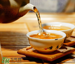 喝茶能吃杏嗎？喝茶可以吃杏嗎？