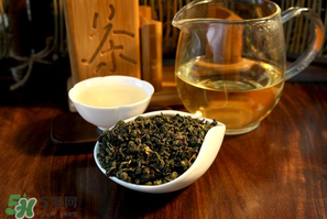 喝茶能吃杏嗎？喝茶可以吃杏嗎？