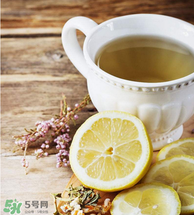 喝茶能吃杏嗎？喝茶可以吃杏嗎？