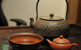 喝茶能吃杏嗎？喝茶可以吃杏嗎？