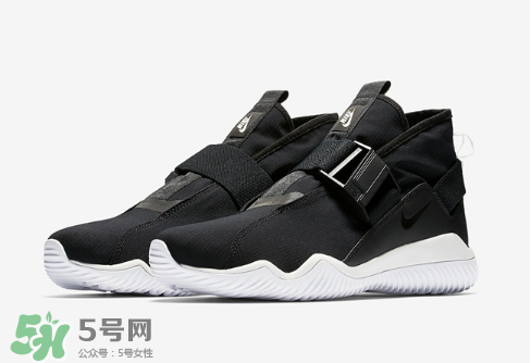 nikelab acg 07 kmtr機(jī)能運(yùn)動鞋黑白配色什么時候發(fā)售？