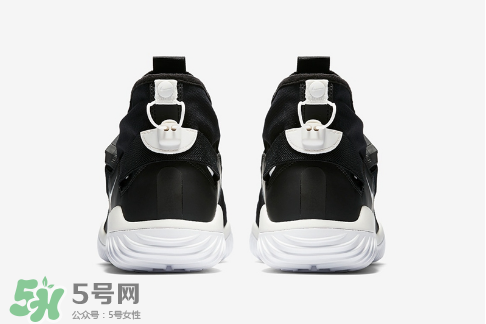 nikelab acg 07 kmtr機(jī)能運(yùn)動鞋黑白配色什么時候發(fā)售？