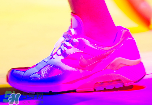 cdg與nike air max 180聯(lián)名氣墊運動鞋什么時候發(fā)售？